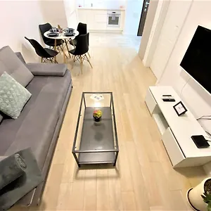 Apartment Exclusive 2br! In Center +netflix +gym, Warsaw